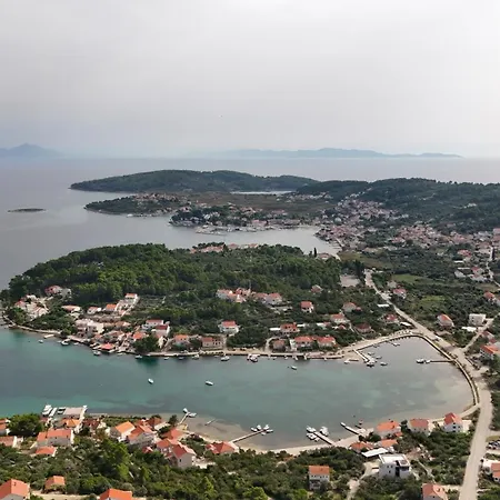 Apartments Ana By The Sea Lumbarda Exterior photo