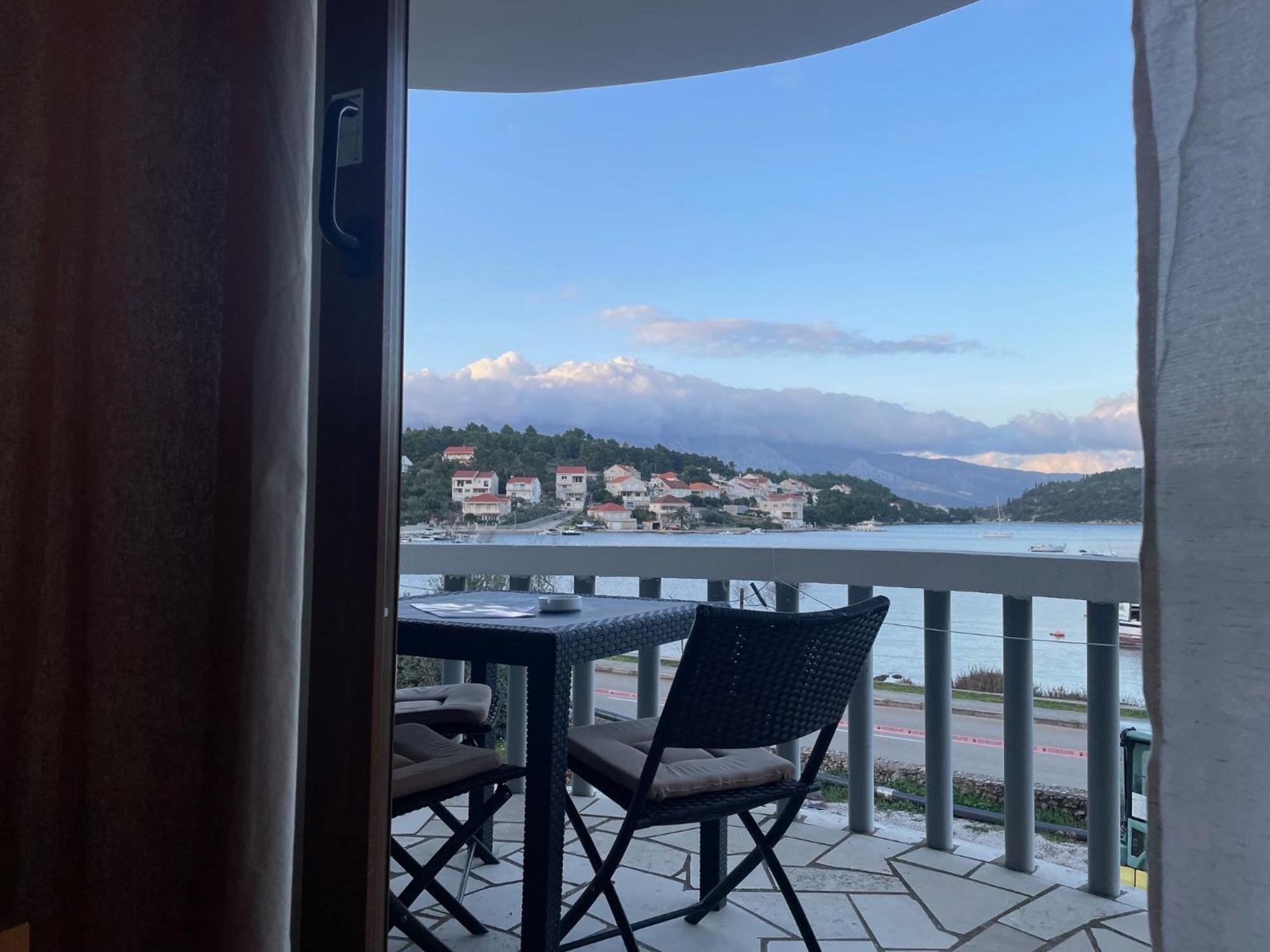 Ana By The Sea Apartment Lumbarda