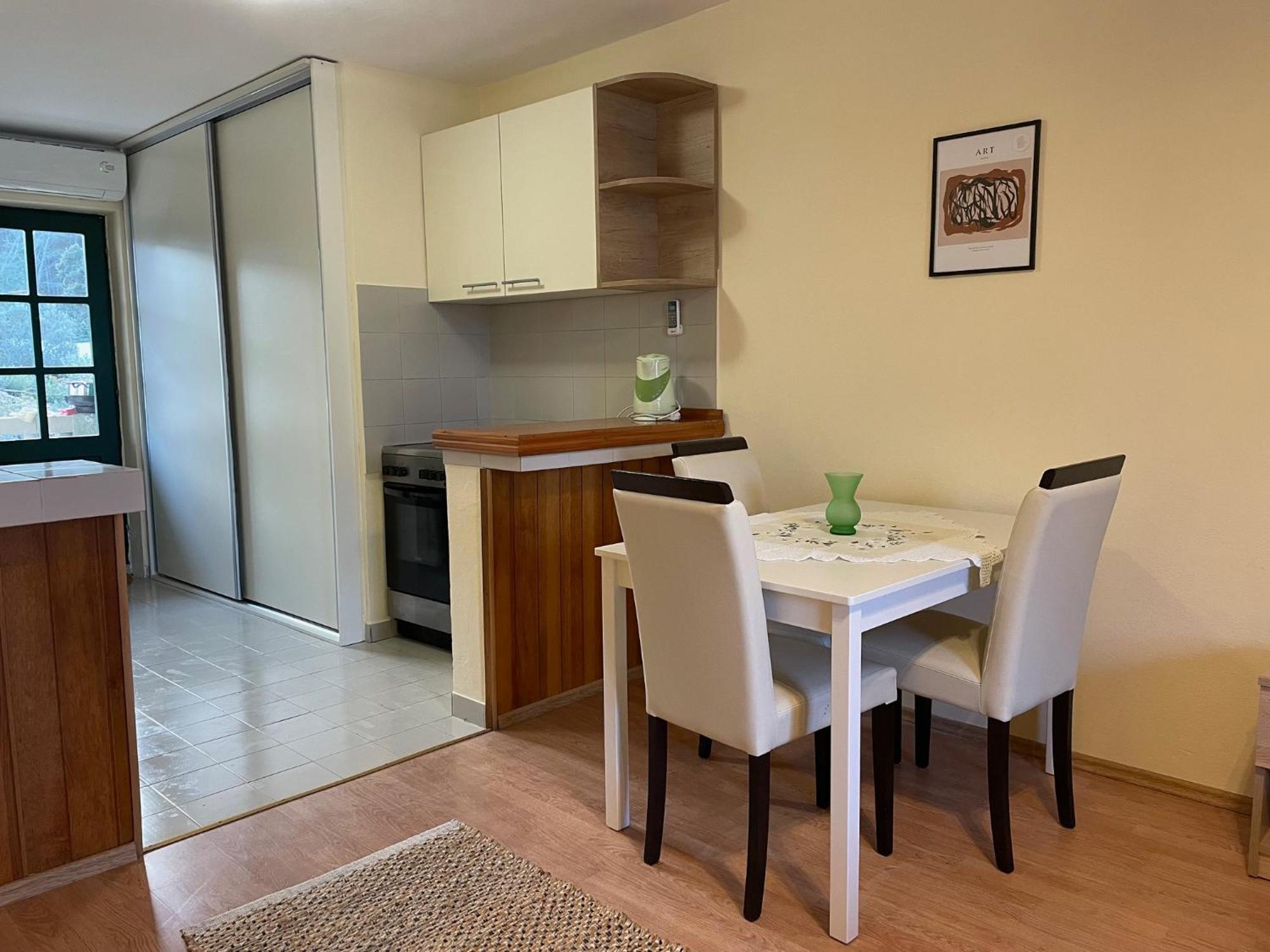 Ana By The Sea Apartment Lumbarda