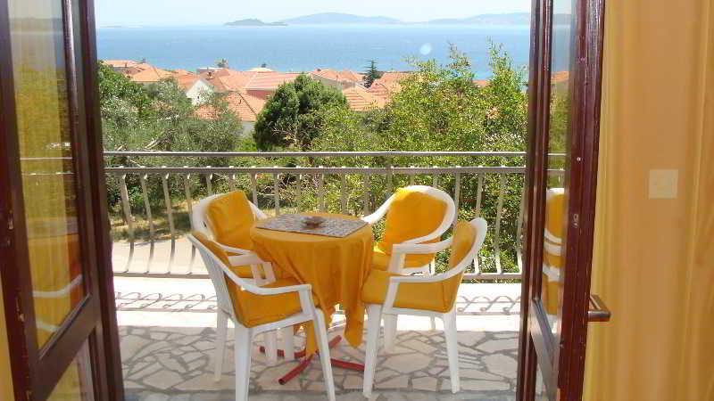 Apartment Ana By The Sea Lumbarda